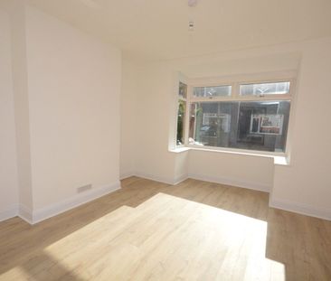 Iris Avenue, Exeter, Devon, EX2 - Photo 1