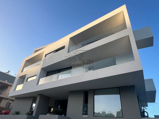Ηράκλειο, Μεσαμπελιές. Ενοικιάζεται εξαιρετική μεζονέτα συνολικής επιφάνειας 140 τμ σε πολύ καλή περιοχή. - Φωτογραφία 1