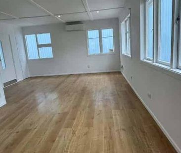 Prime Glen Eden Location！ - Photo 5