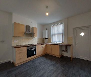 2 bedroom terraced house to rent - Photo 6