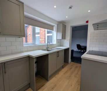 6 bedroom house of multiple occupation to rent - Photo 3