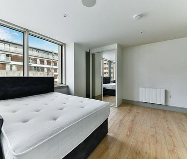 Studio to rent - Photo 3