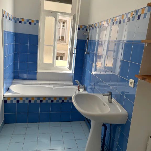 F4 - RUE VENDOME - 69003 LYON - Photo 1