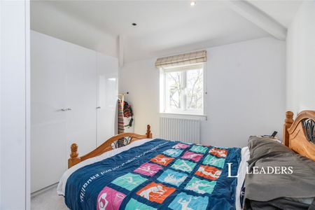1 bedroom house to rent York Road, Weybridge, KT13 - Photo 5