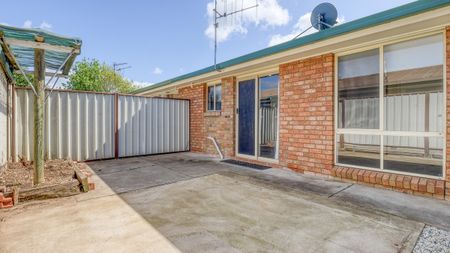 3 / 130 Sobraon Street, Shepparton VIC 3630 - Photo 2