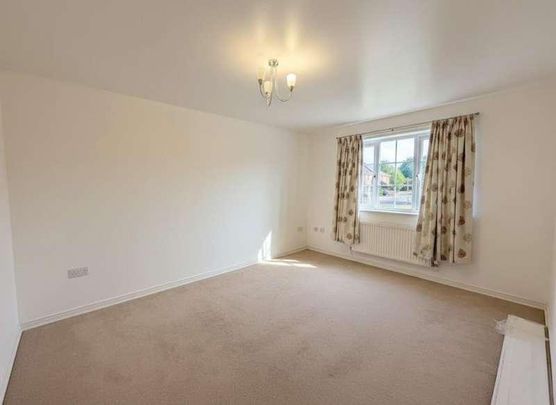 Sydenham Gardens, Chalvey Grove, Slough, SL1 - Photo 1