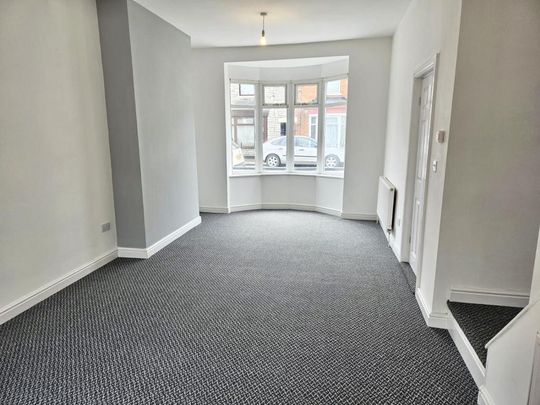 3 bedroom terraced house to rent - Photo 1