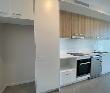 Studio Apartment Close to University! - Photo 3