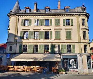 Nice 2.5 room apartment with character in the center of Aigle - Photo 1