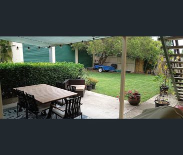 42 Melinda Ct, Kallangur, Qld 4503 - Photo 4
