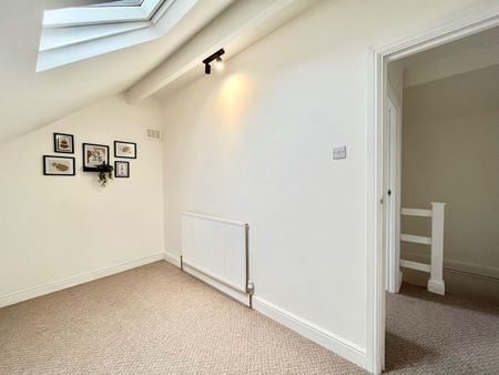 3 Bed End Terrace, Plus An Extra Room, LS12 - Photo 3