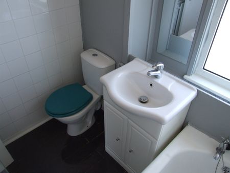 21 Slievecool Park, Lurgan, BT66 8NJ - Photo 5