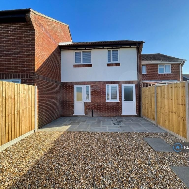 1 bedroom in a house share to rent - Photo 1