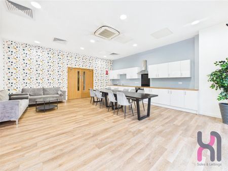 1 bedroom flat to rent - Photo 2