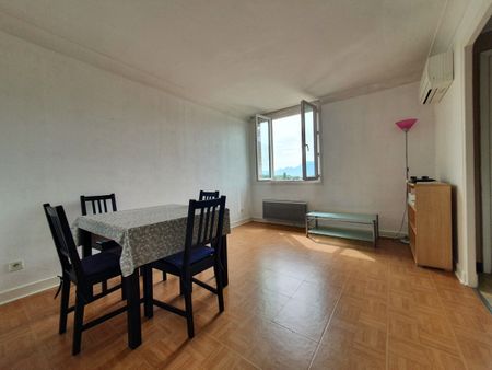 Location Appartement 2 pièces 40m² LA TRONCHE 38700 - Photo 2