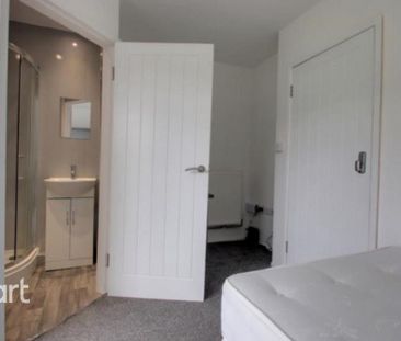 4 bedroom detached house to rent - Photo 6