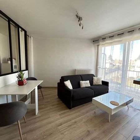 Location Appartement 1 pièce 35m² - Photo 4