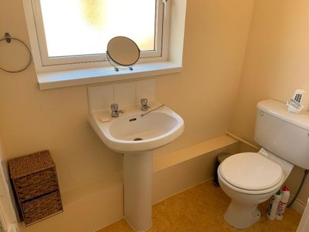 7 St Judes Square, Belfast, BT7 2WA - Photo 3