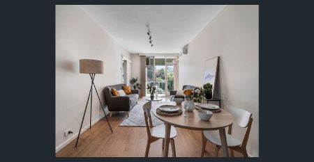 Sleek, Renovated 2-Bedroom Apartment with Parking & Private Balcony - Photo 2