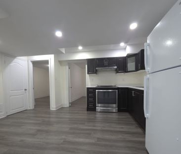 For Lease - 86 Humberstone Crescent, Brampton, Ontario - Photo 5