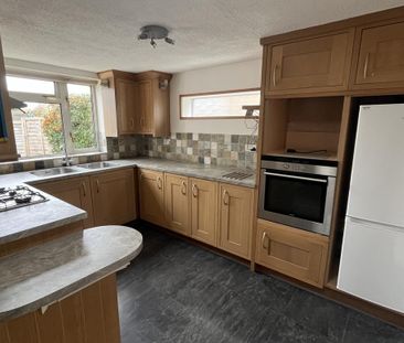 2 bedroom detached house to rent - Photo 6