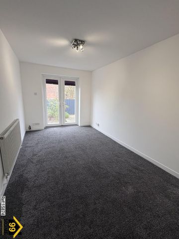 3 bedroom detached bungalow to rent - Photo 2