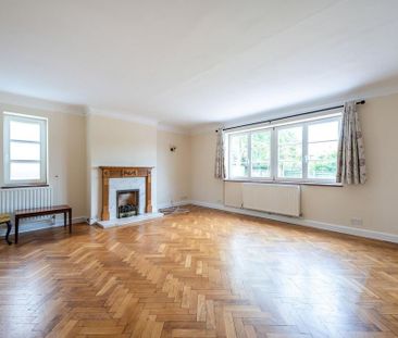 4 bedroom detached house to rent - Photo 3