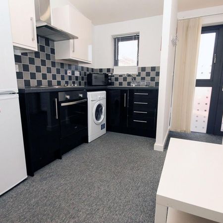 1 bedroom apartment to rent - Photo 3