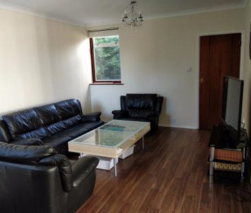 4 bedroom detached house to rent - Photo 1