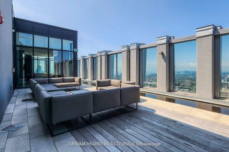 For Lease - 1 Yorkville Avenue Unit# 3003, Toronto, Ontario - Photo 3
