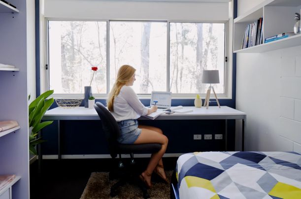 2 Bedroom Apartment (1 bathroom) - Photo 1