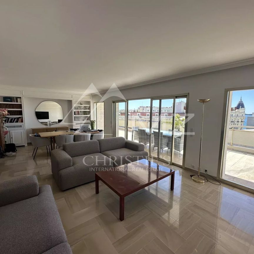 Cannes Vue mer - Appartement trois chambres - Photo 1