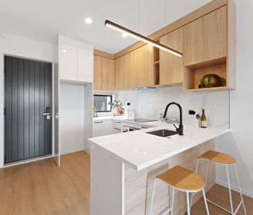 Brand new, Easy living! - Photo 3