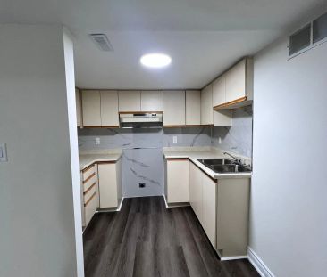 24 BILLINGSLEY Court #BASEMENT - Photo 3