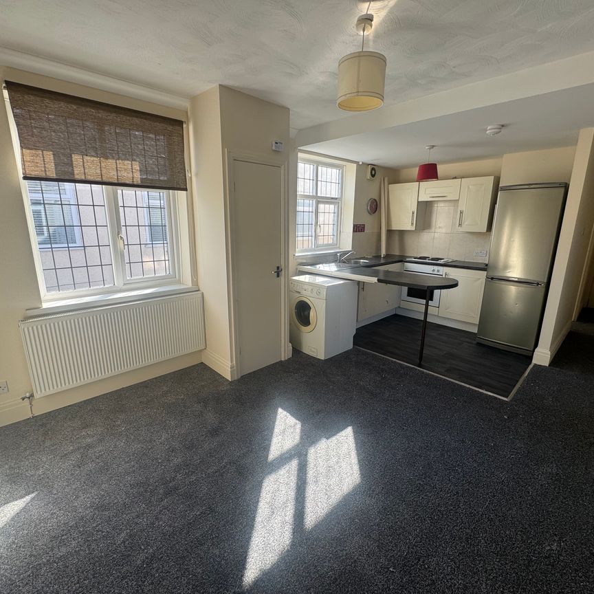 Luton Road, Blackpool - Photo 1