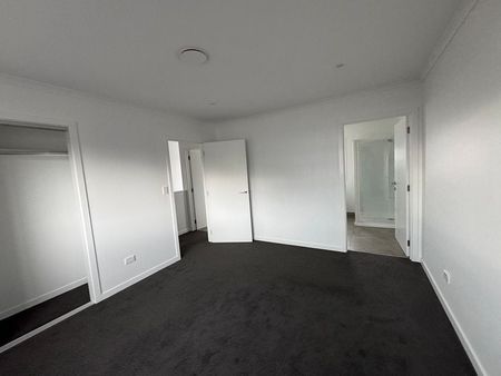 Near-New 3BR | Prime Location | Palmerston North - Photo 5