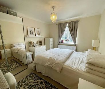 Charminster Road, Bournemouth, Dorset, BH8 - Photo 1