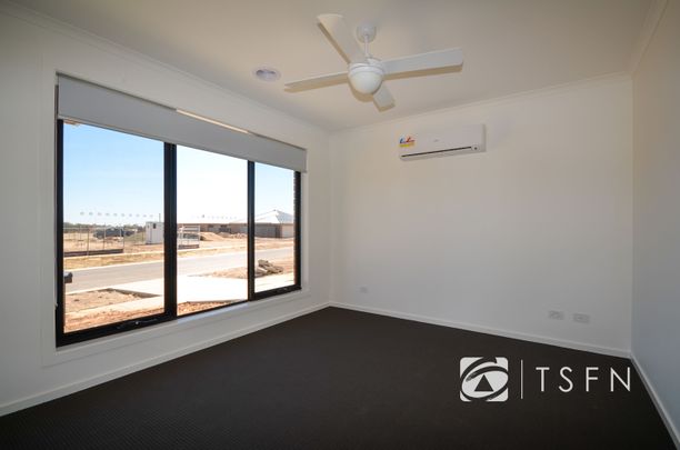 16 Parkview Boulevard, Huntly - Photo 1