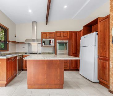 Lovingly Restored Period Home with Modern Comforts in Prime Queens ... - Photo 3