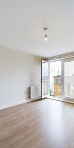 Heron Way, Berkshire Heron Way, Berkshire - Photo 4