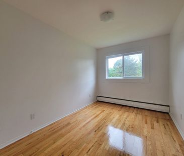234 Rue de Pierrefontaine, Boisbriand, QC - Photo 5