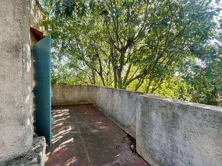 Charmant Mas Provençal de 150m² avec piscine et jardin - Photo 3