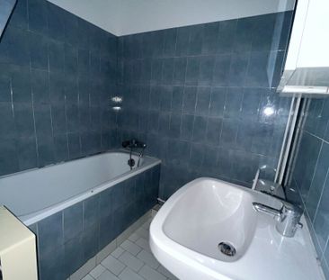 Appartement Paris 1 pièce(s) 18.79 m2 VIDE - Photo 4