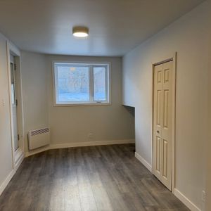 Appartement 5½ - Rénové - Tout Inclus - Photo 2