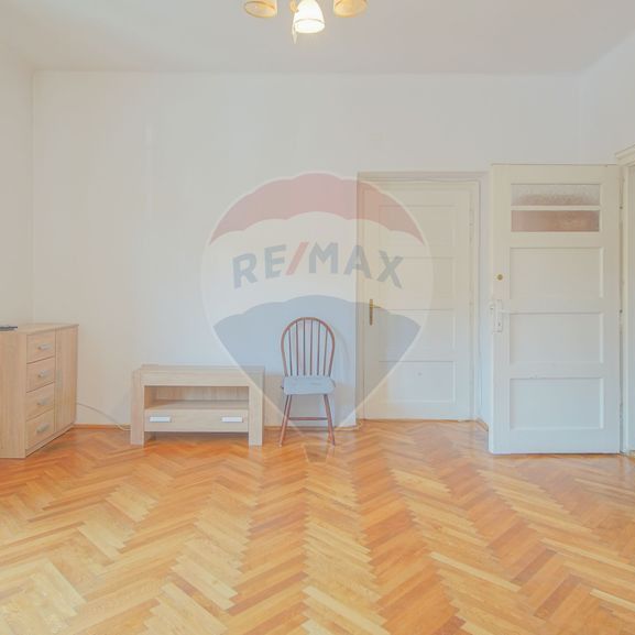 Apartament la Vilă | 2 Camere | Garaj | Lângă AFI Brașov - Fotografie 1