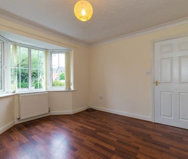 4 bedroom detached house to rent - Photo 3