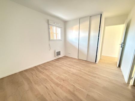Location Appartement 3 pièces Meublé 60m² GUJAN MESTRAS 33470 - Photo 2