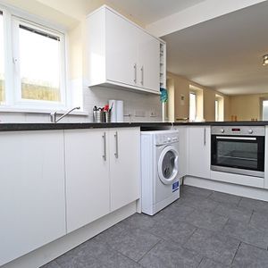 Colum Road, Cathays, Cardiff - Photo 3