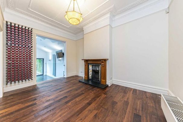 4 bedroom house to rent - Photo 1