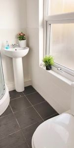 Bedsit, Norwood Terrace, LS6 - Photo 4